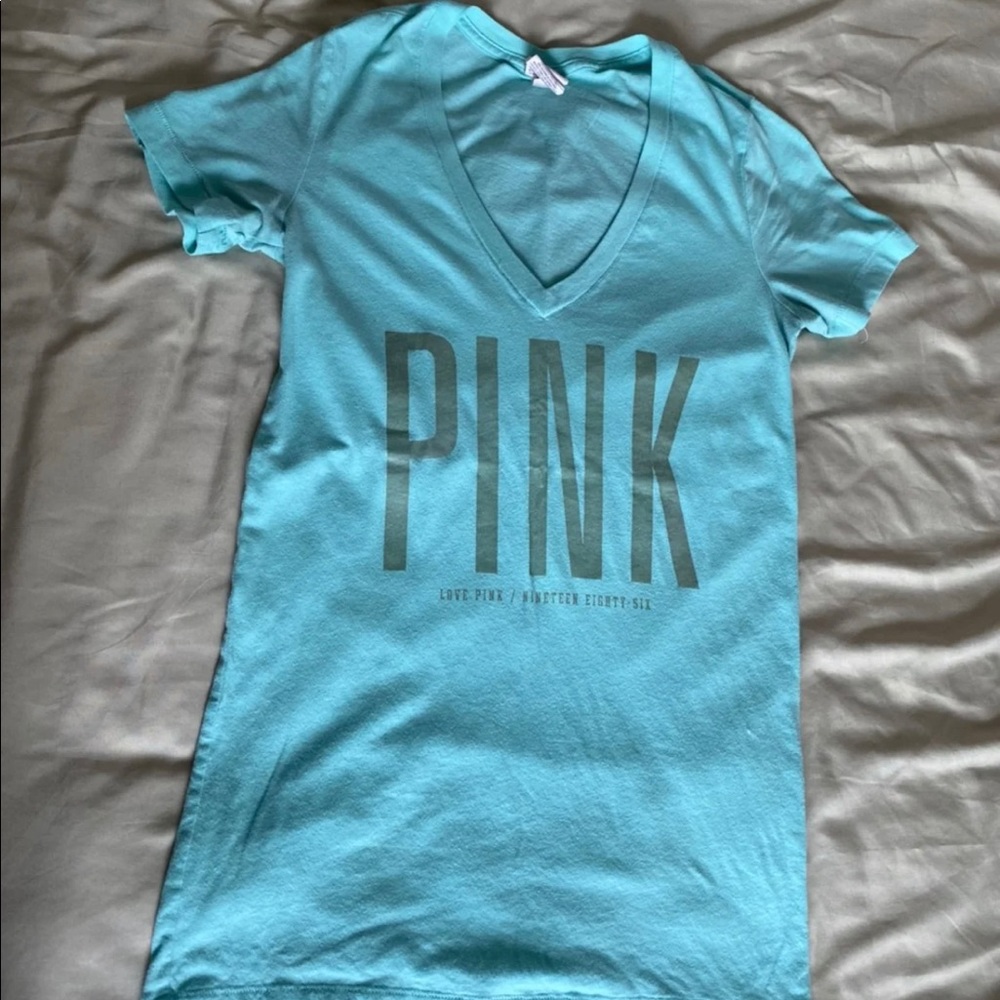 VS PINK short sleeve shirt